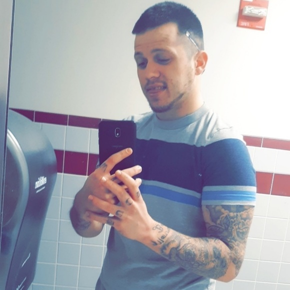 Meet your Posher, Tyler - Picture 1 of 1